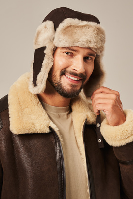 Vyriška ruda odinė lakūno kepurė – natūrali avikailio oda su avių kailiu, karinį stilių