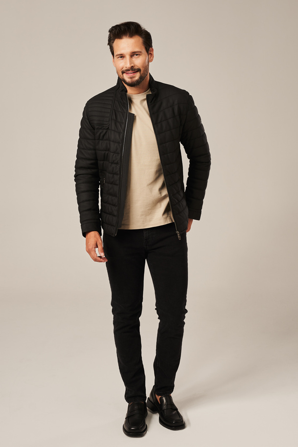 Vyriška dygsniuota odinė striukė