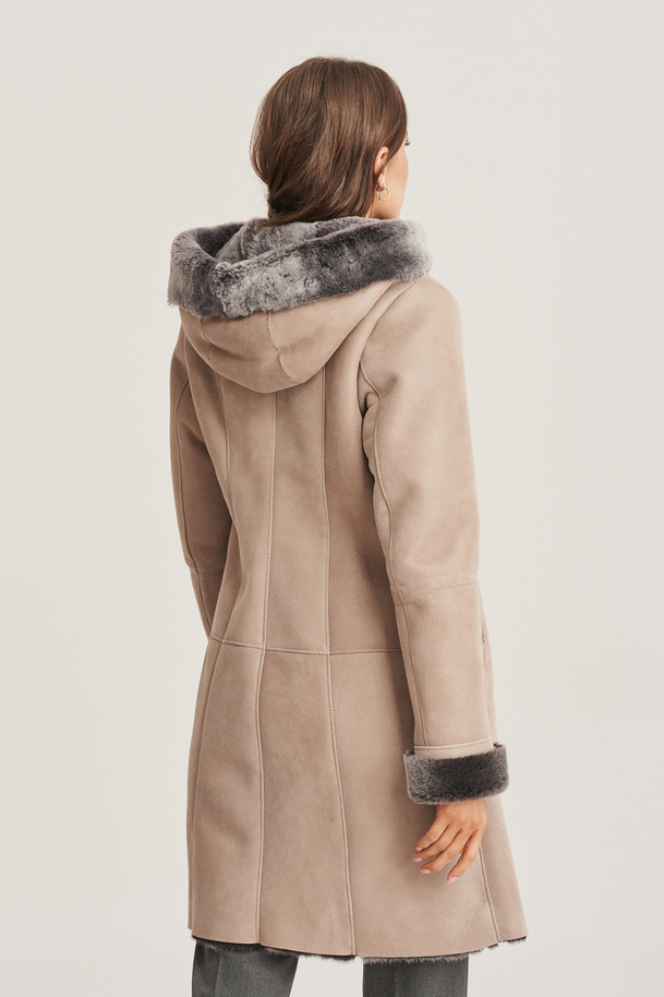 Moteriškas žieminis avikailio kailio paltas